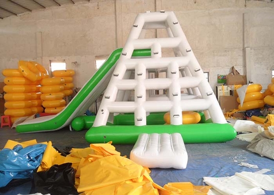 China Kommerzielle aufblasbare Wasserrutsche Gaint im Freien gespielt im Wasser für Kinder und Erwachsene fournisseur