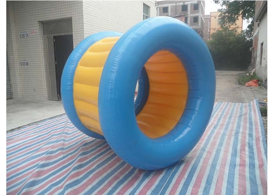 China PVC/TPU fertigten aufblasbaren Wasser-Spielwaren-Rollen-Ball mit Langlebigkeit/Stärke besonders an usine