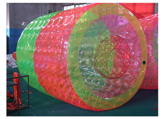 China Rosa-/Grün-bunte Haltbarkeits-aufblasbare Wasser-Rolle 2.5* 2.2m für Park usine